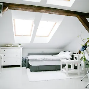 Hoza Attic Varsovia